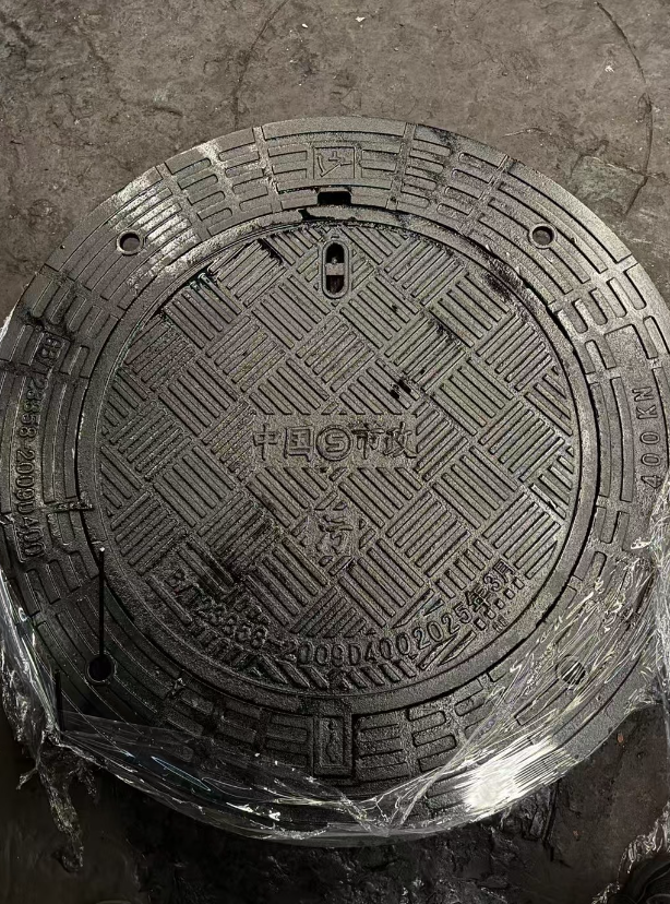 且末球墨铸铁防沉降井盖展示